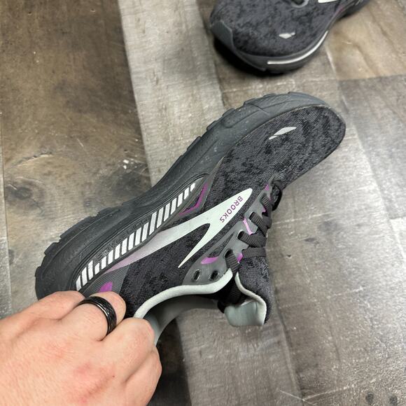 Brooks Womens Adrenaline GTS 23 1203811D072 Running Shoes Sneakers 8.5B 8.5 - Picture 15 of 16